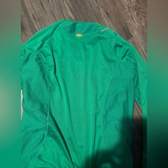 Nike Long Sleeve - Picture 2 of 3